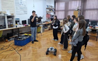 Nove avanture STeam femme junior tima!